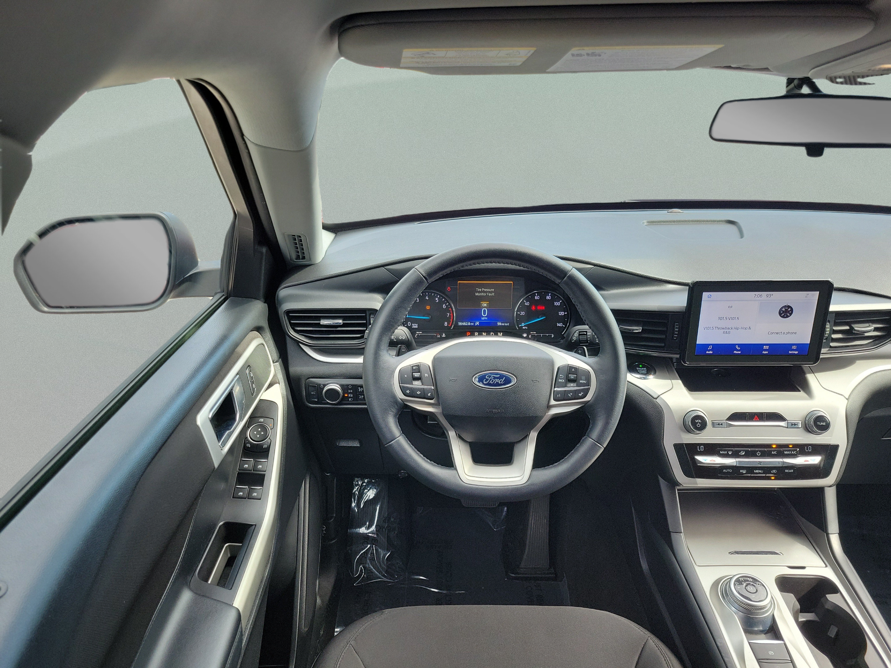 Certified 2020 Ford Explorer XLT RWD image 5