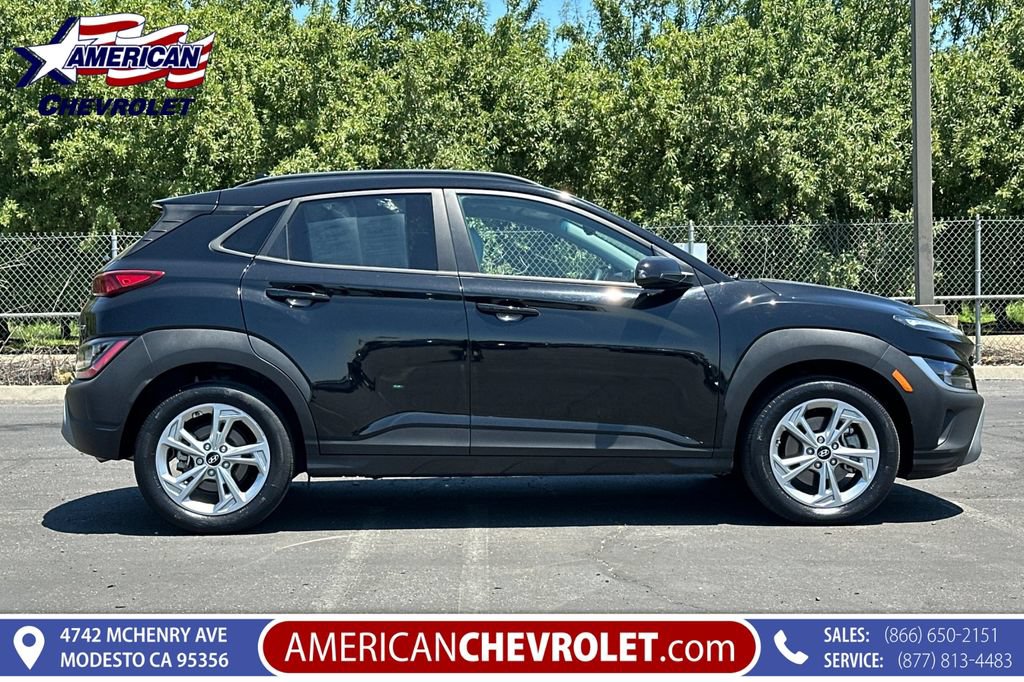 Used 2023 Hyundai Kona SEL w/ Cargo Package AWD/4WD image 3