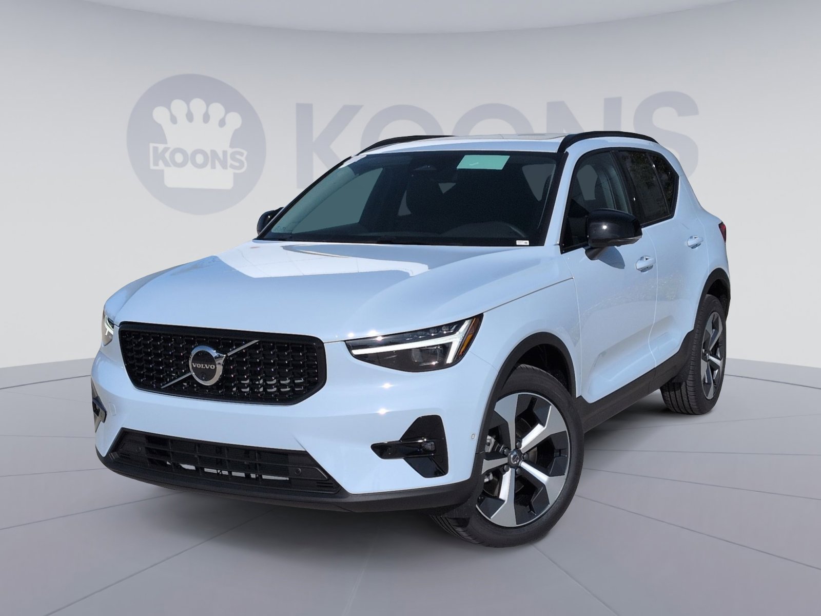 New 2026 Volvo XC40 B5 Plus w/ Protection Package Premier