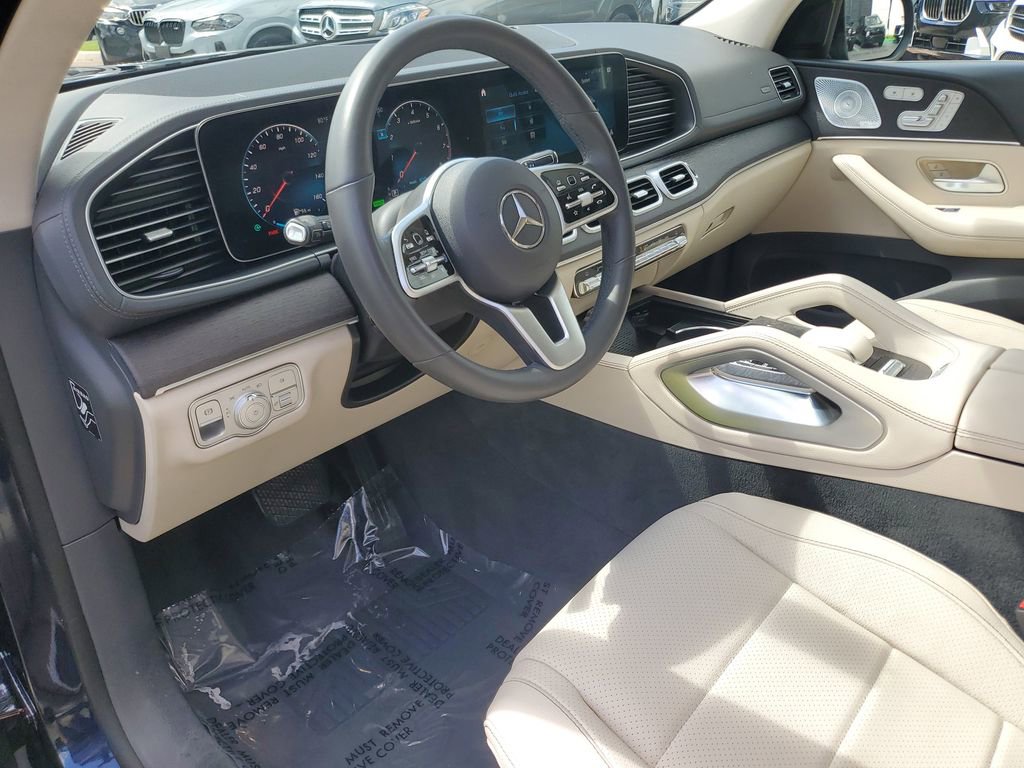Used 2020 Mercedes-Benz GLS 450 4MATIC image 24