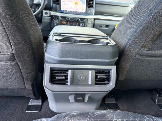 New 2027 Ford F350 XLT w/ XLT Premium Package AWD/4WD image 17