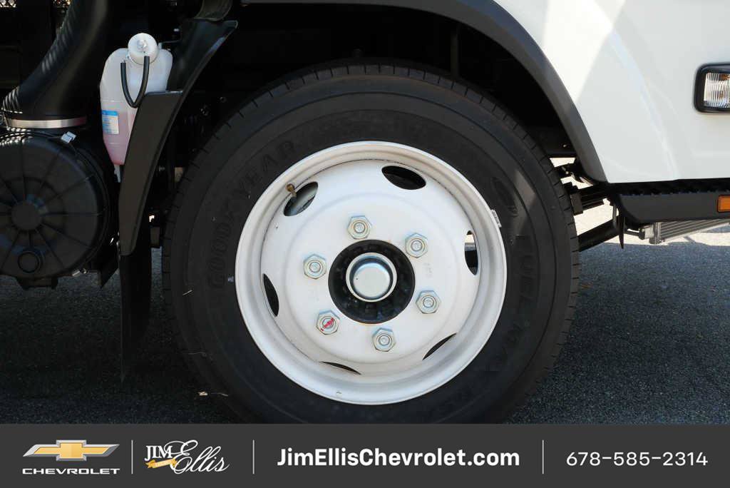New 2025 Chevrolet Low Cab Forward 5500XG RWD image 23