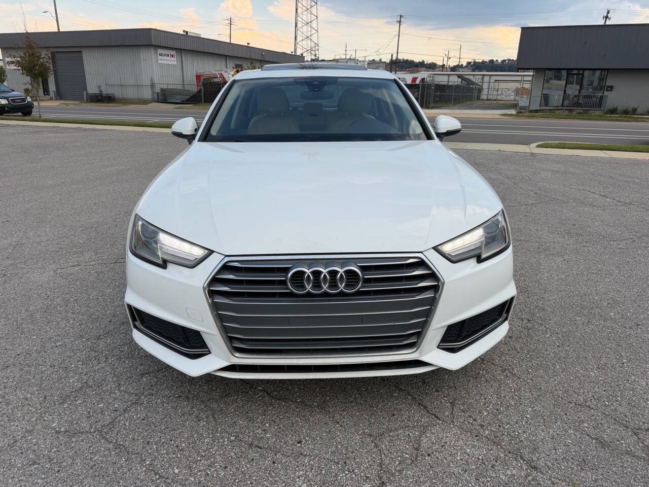 Used 2019 Audi A4 2.0T Premium w/ Convenience Package FWD image 4