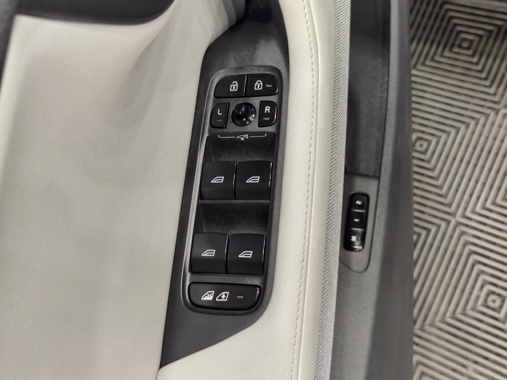 Used 2024 Polestar Polestar 2 AWD/4WD image 46