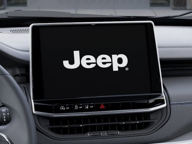 New 2026 Jeep Compass Latitude w/ Sun and Sound Group image 18