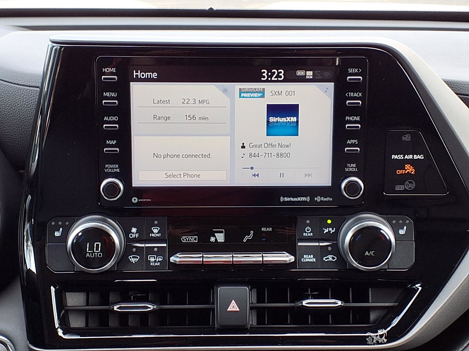 Used 2022 Toyota Highlander XLE image 9