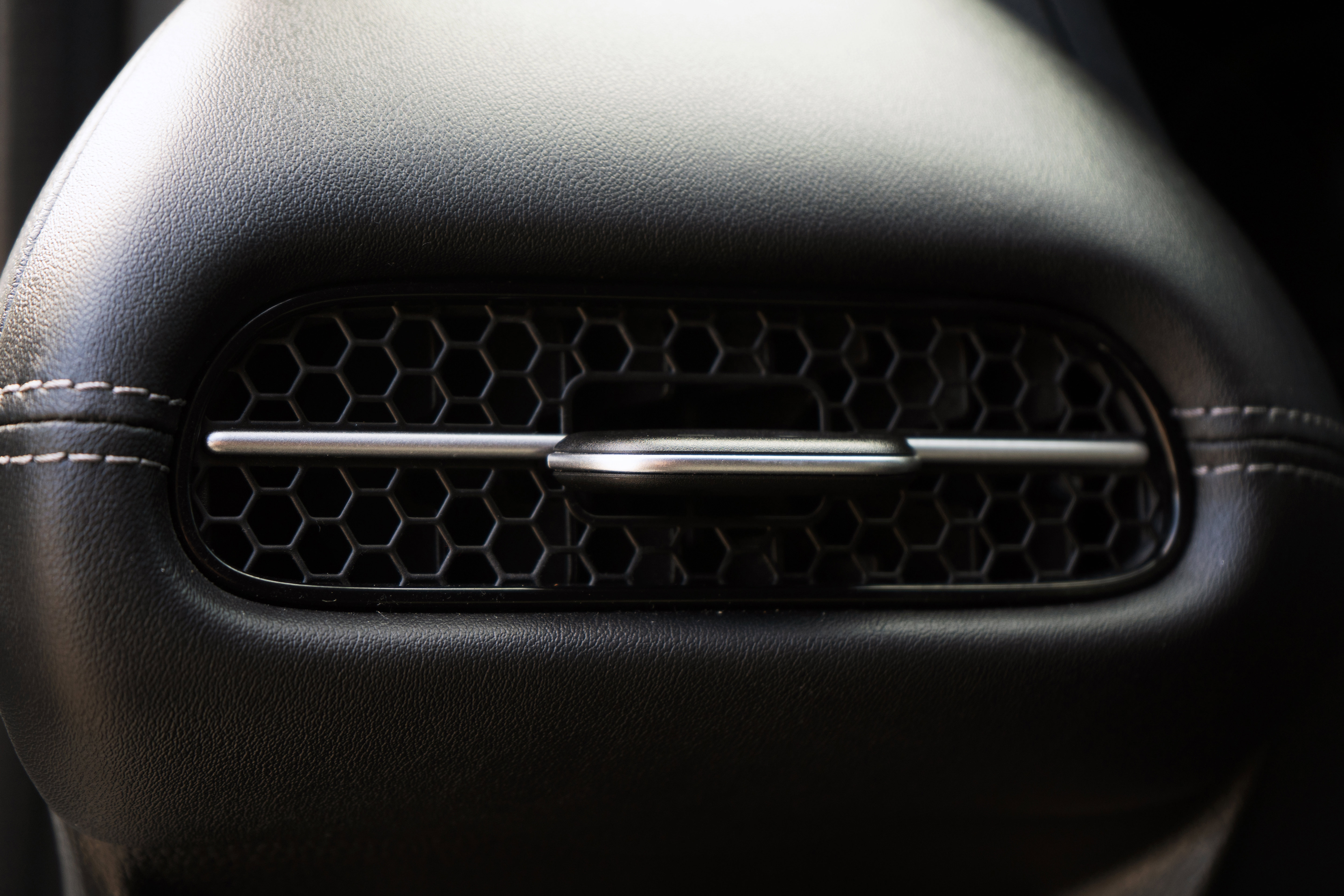 Certified 2024 Honda HR-V EX-L image 41