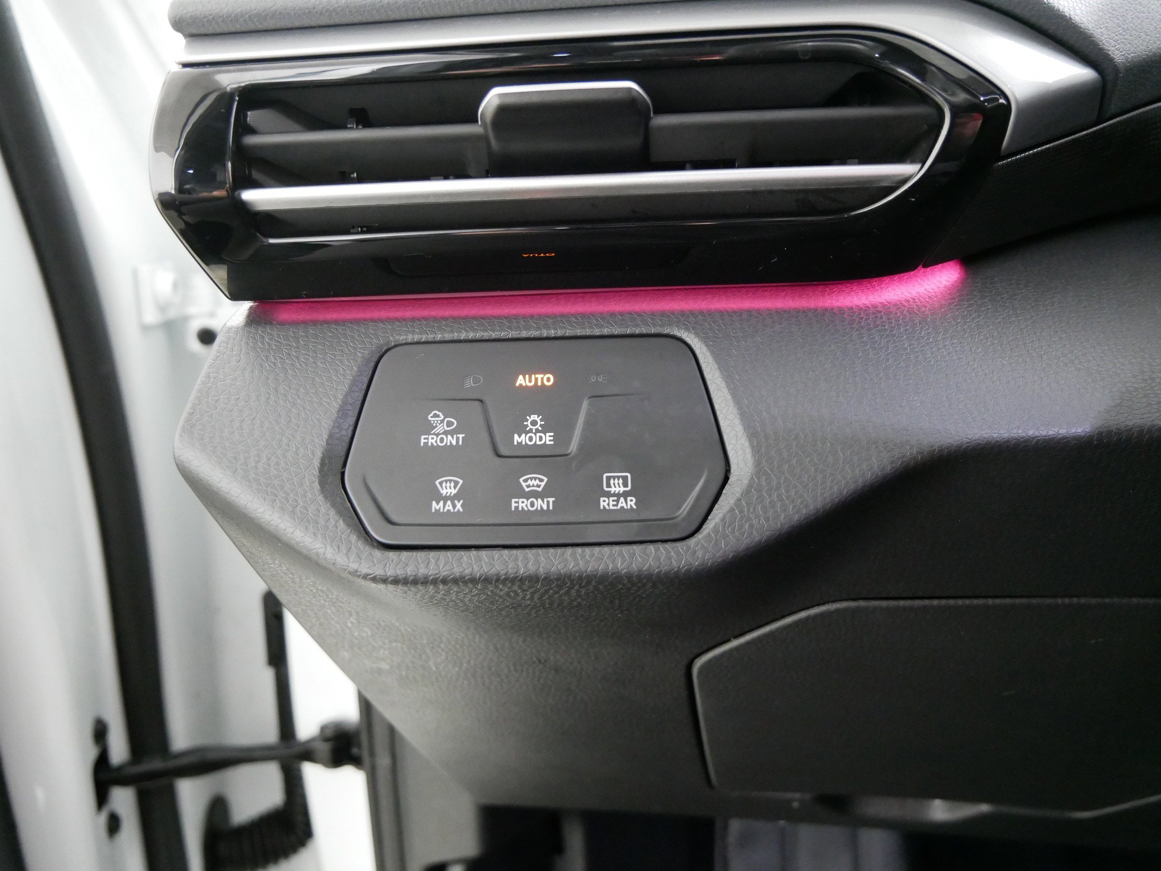 Used 2023 Volkswagen ID.4 Pro S image 26