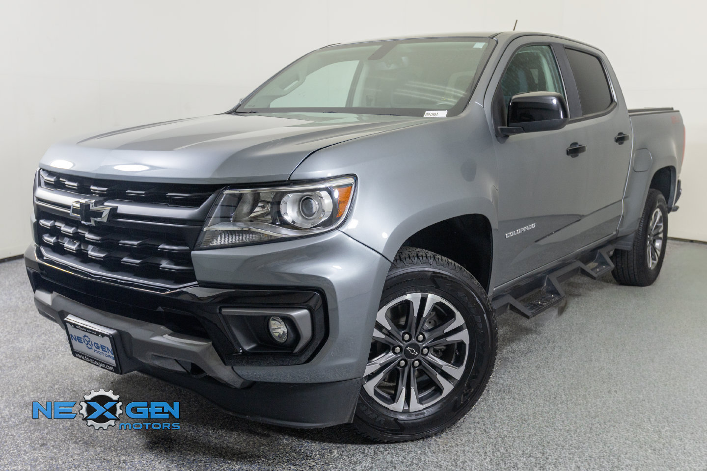 Used 2022 Chevrolet Colorado Z71 AWD/4WD image 11