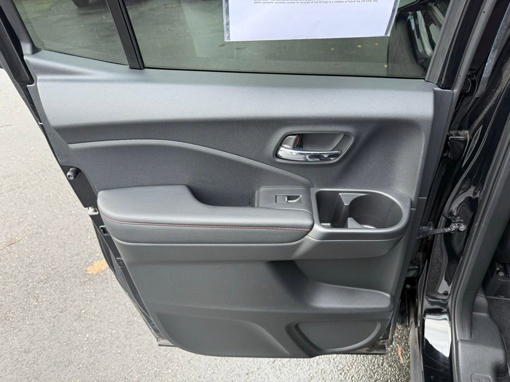 Certified 2025 Honda Ridgeline Black Edition image 15