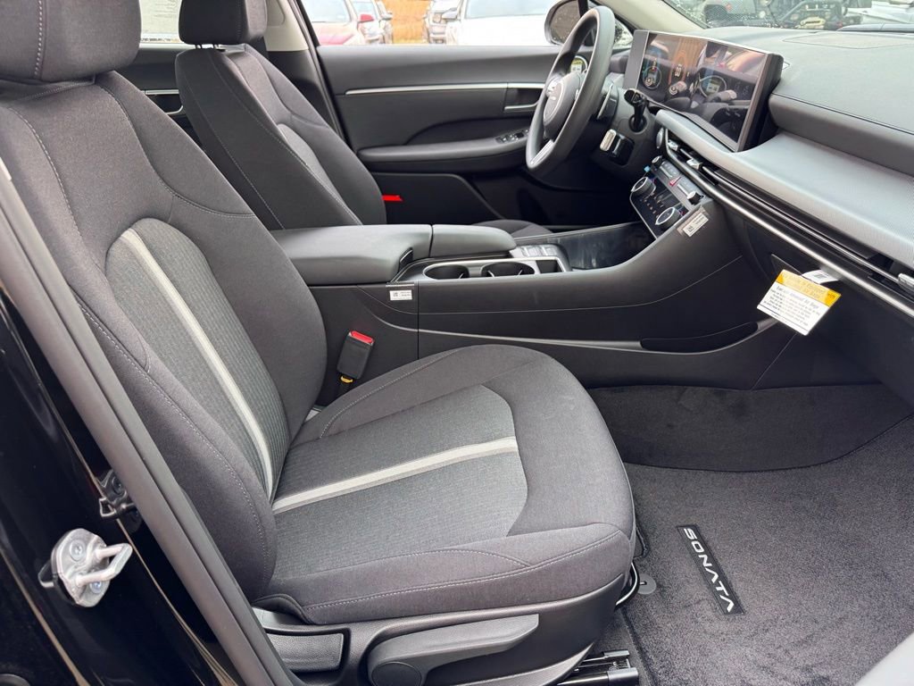 New 2026 Hyundai Sonata Blue FWD image 15