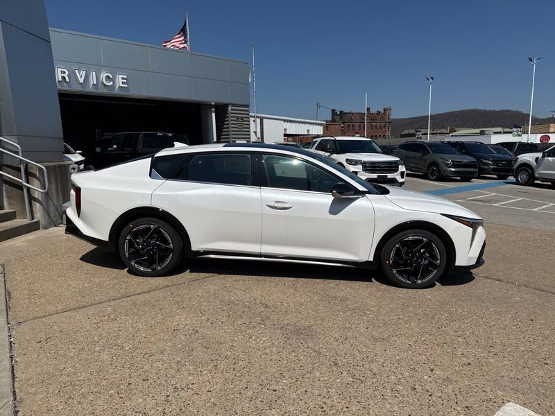 New 2026 Kia K4 GT-Line image 8