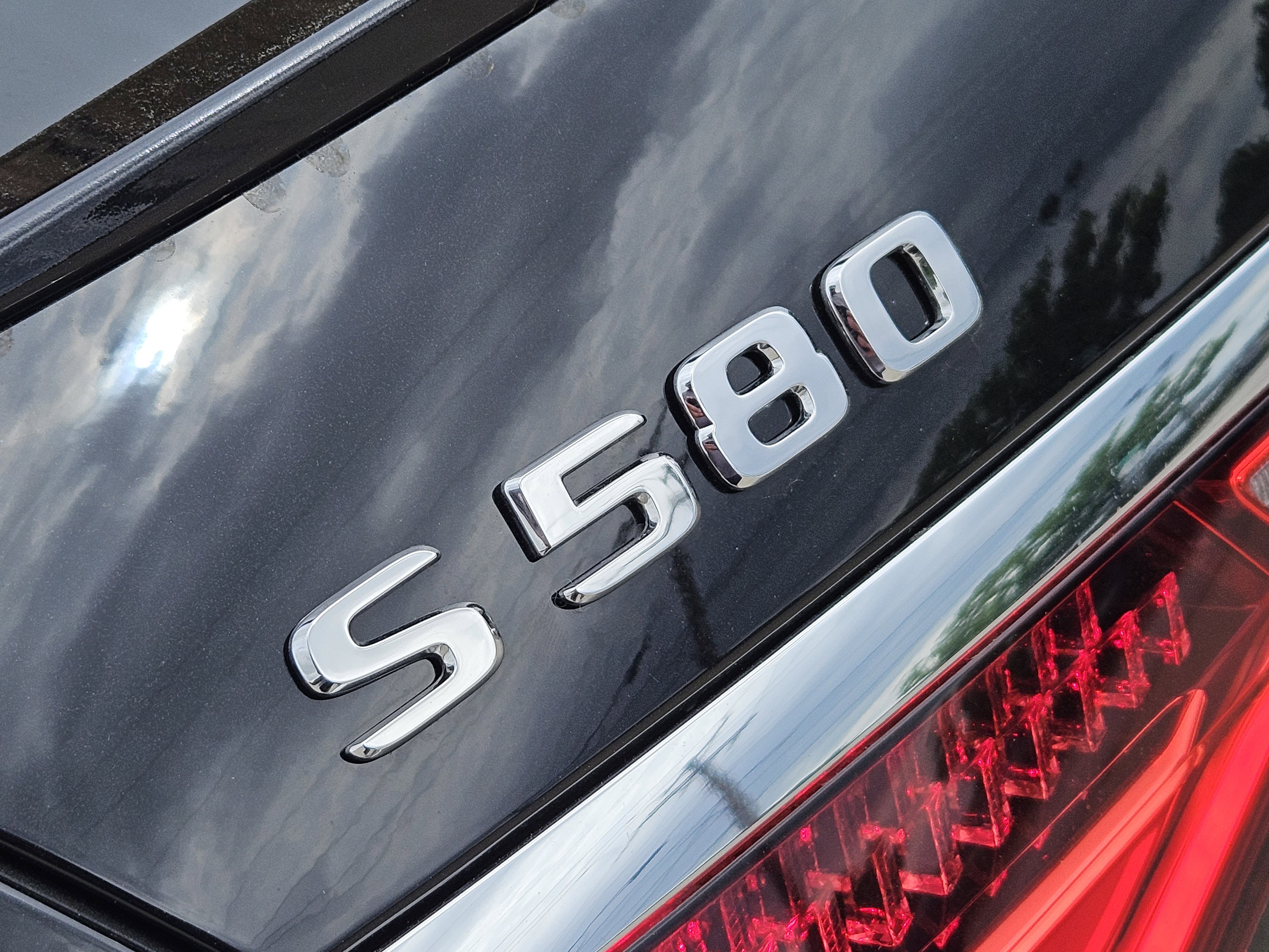 Certified 2025 Mercedes-Benz S 580 4MATIC Sedan image 32