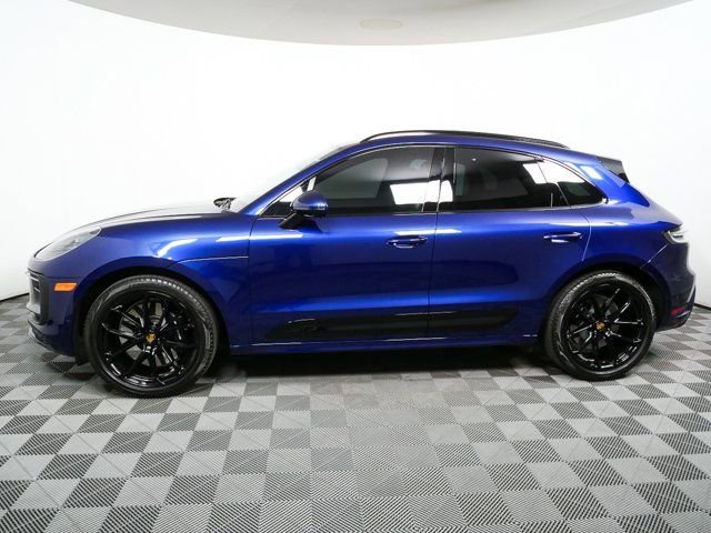 Used 2025 Porsche Macan GTS AWD/4WD image 33