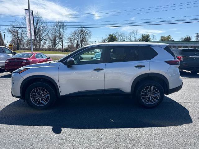 Certified 2024 Nissan Rogue S AWD/4WD image 7