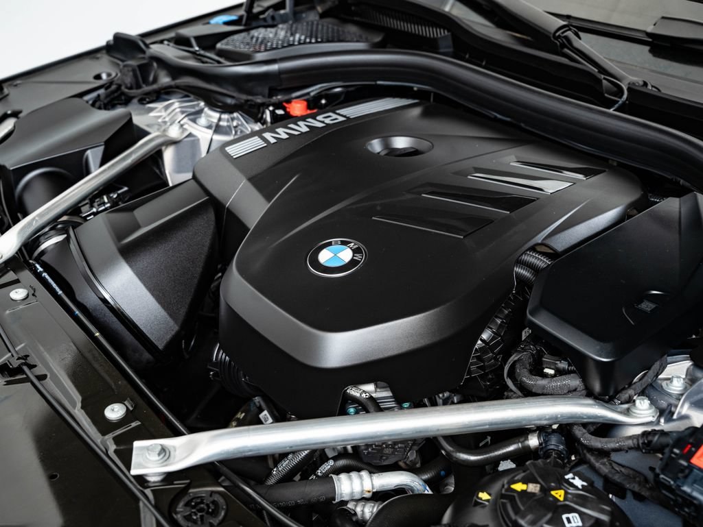 Certified 2025 BMW 530i xDrive w/ Premium Package AWD/4WD image 48