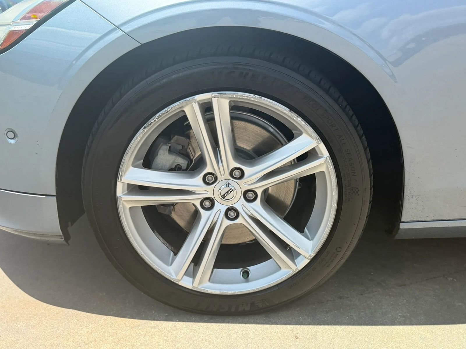 Used 2018 Volvo S90 T5 Momentum w/ Convenience Package FWD image 14
