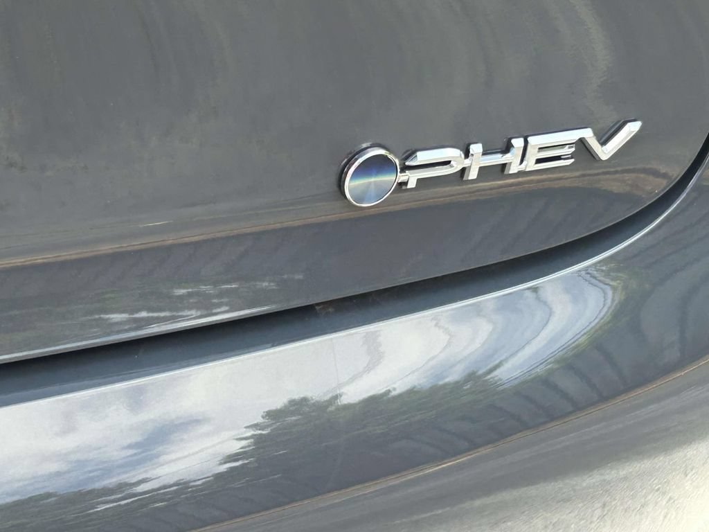 New 2026 Toyota Prius Plug-In Hybrid w/ Limited Premium Package FWD image 10