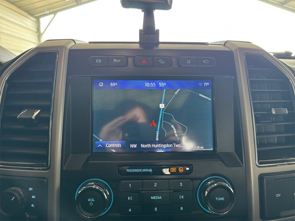 Used 2021 Ford F350 Lariat w/ Tremor Off-Road Package image 19