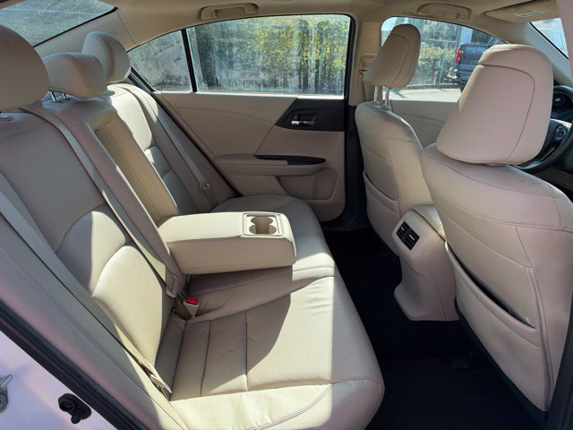 Used 2016 Honda Accord EX-L image 10