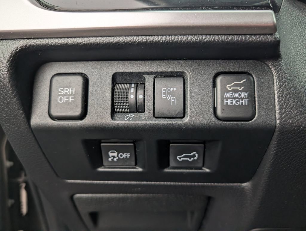 Used 2017 Subaru Forester 2.5i Touring image 26