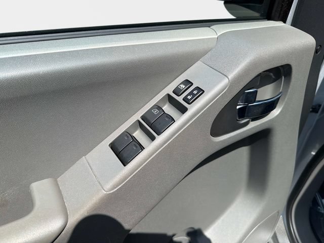 Used 2021 Nissan Frontier SV w/ SV Utility Package AWD/4WD image 17