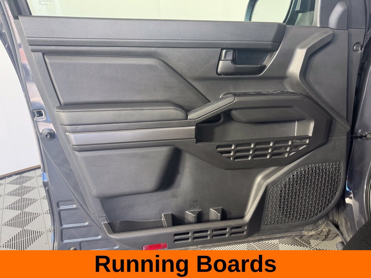 Used 2026 Toyota Tacoma SR5 AWD/4WD image 10
