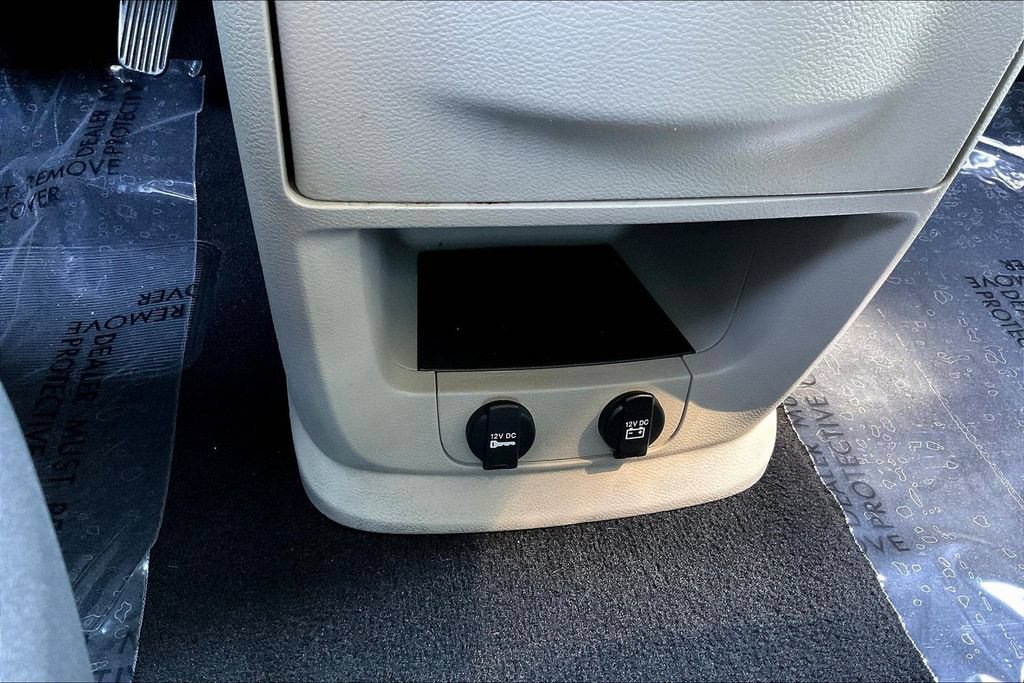 Used 2019 Dodge Grand Caravan SE FWD image 14
