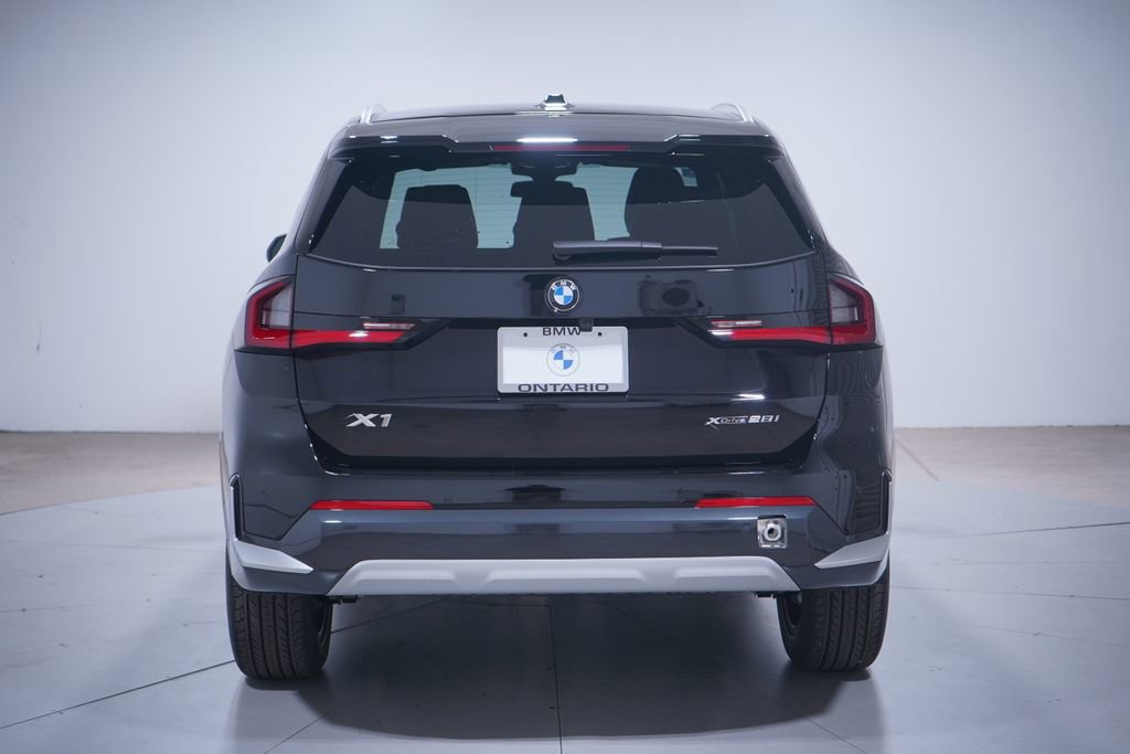 New 2026 BMW X1 xDrive28i image 5
