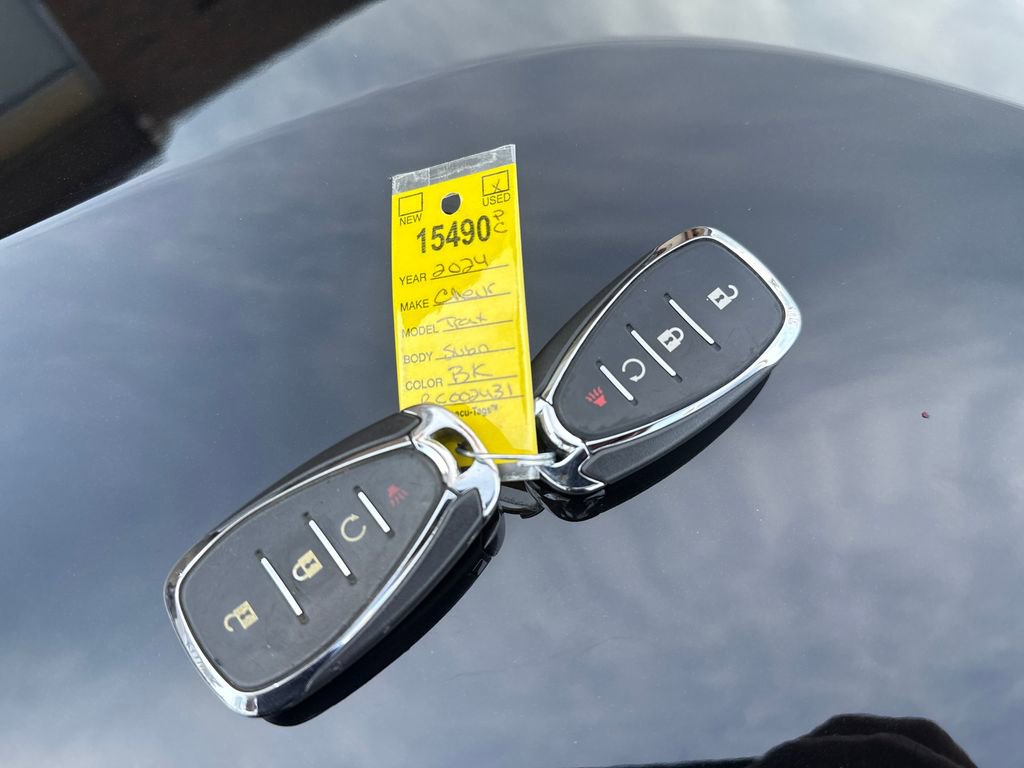 Used 2024 Chevrolet Trax ACTIV w/ Sunroof Package image 31
