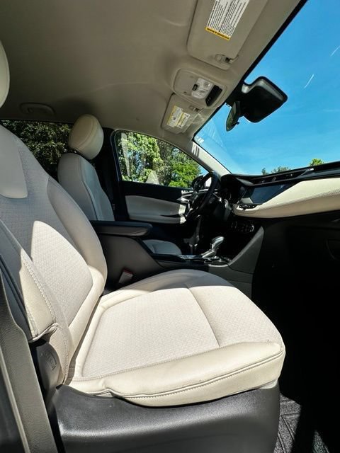 Used 2022 Buick Encore GX Select FWD image 24