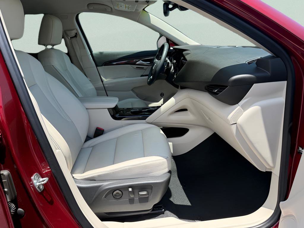 Used 2021 Buick Envision Essence w/ Technology Package I FWD image 14