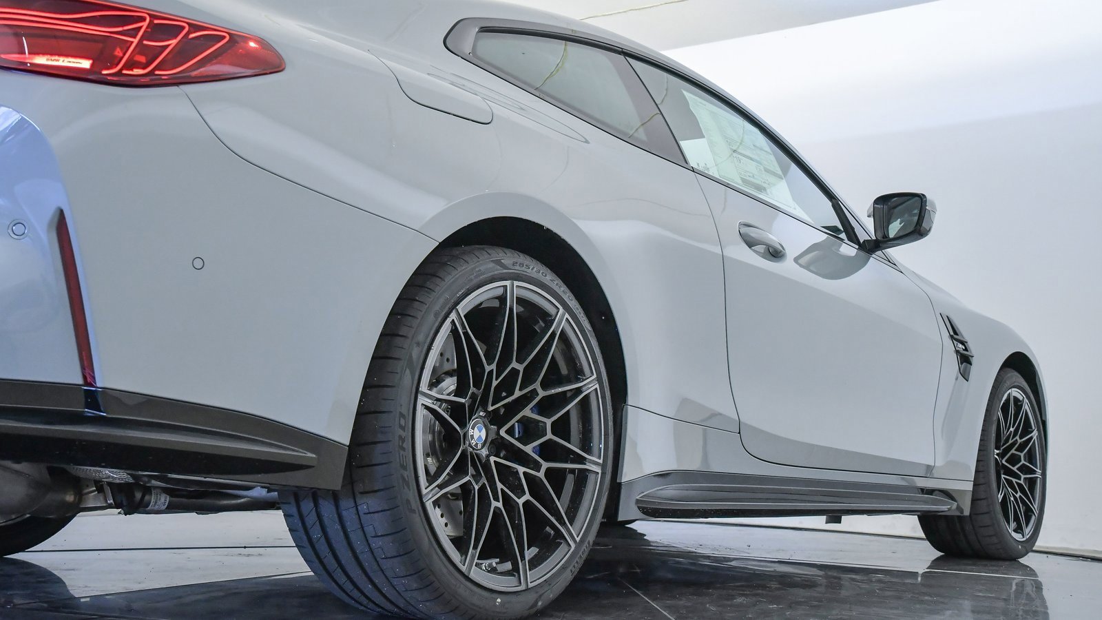 New 2025 BMW M4 Coupe w/ Parking Assistance Package image 17