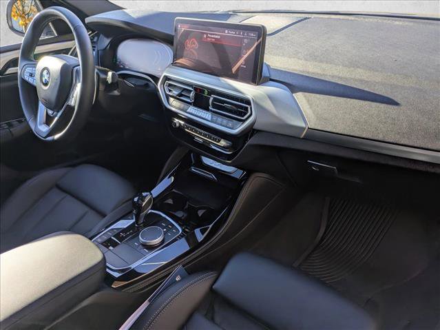 Used 2024 BMW X4 xDrive30i w/ Premium Package image 22