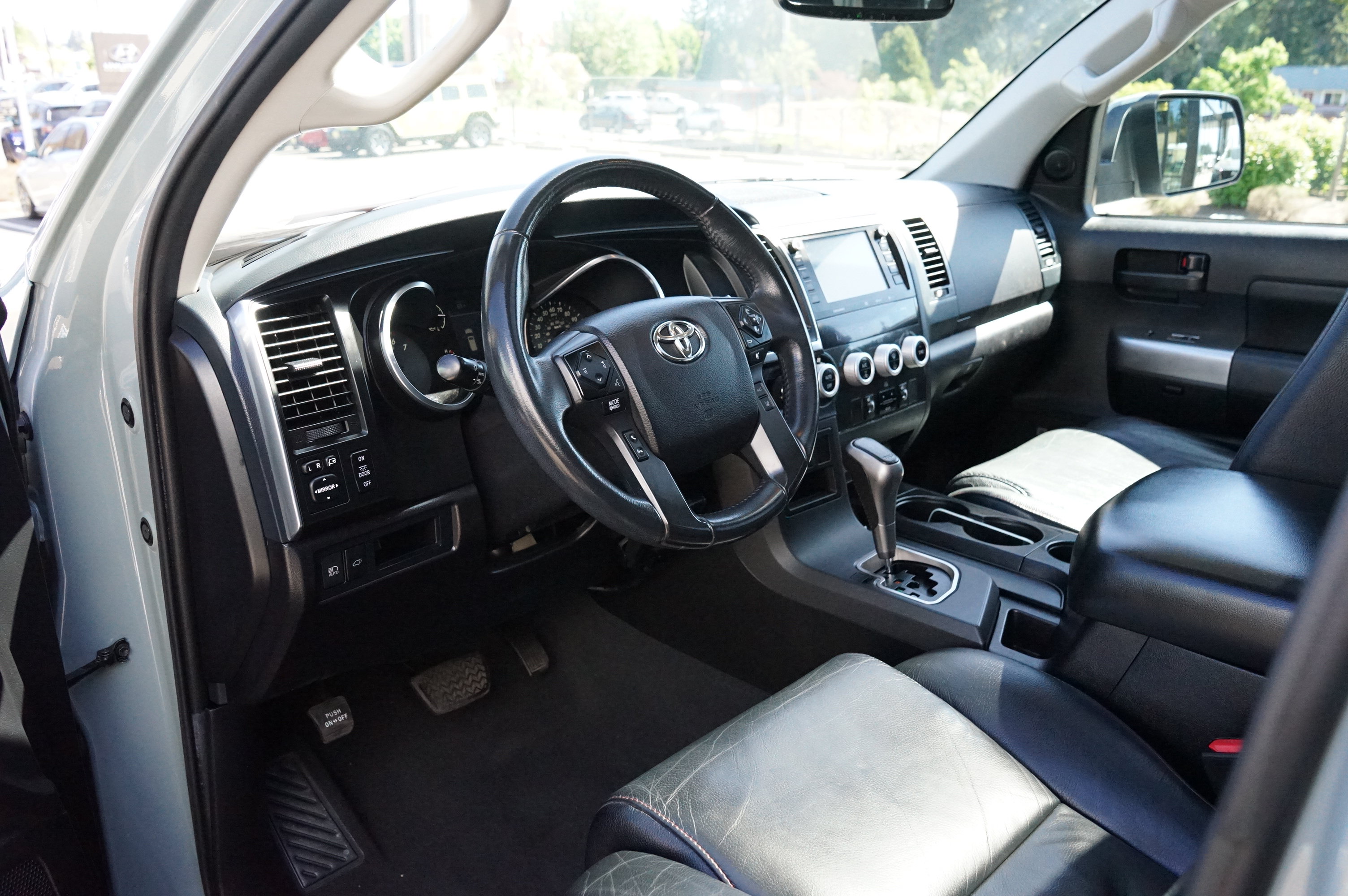 Used 2021 Toyota Sequoia TRD Pro AWD/4WD image 17