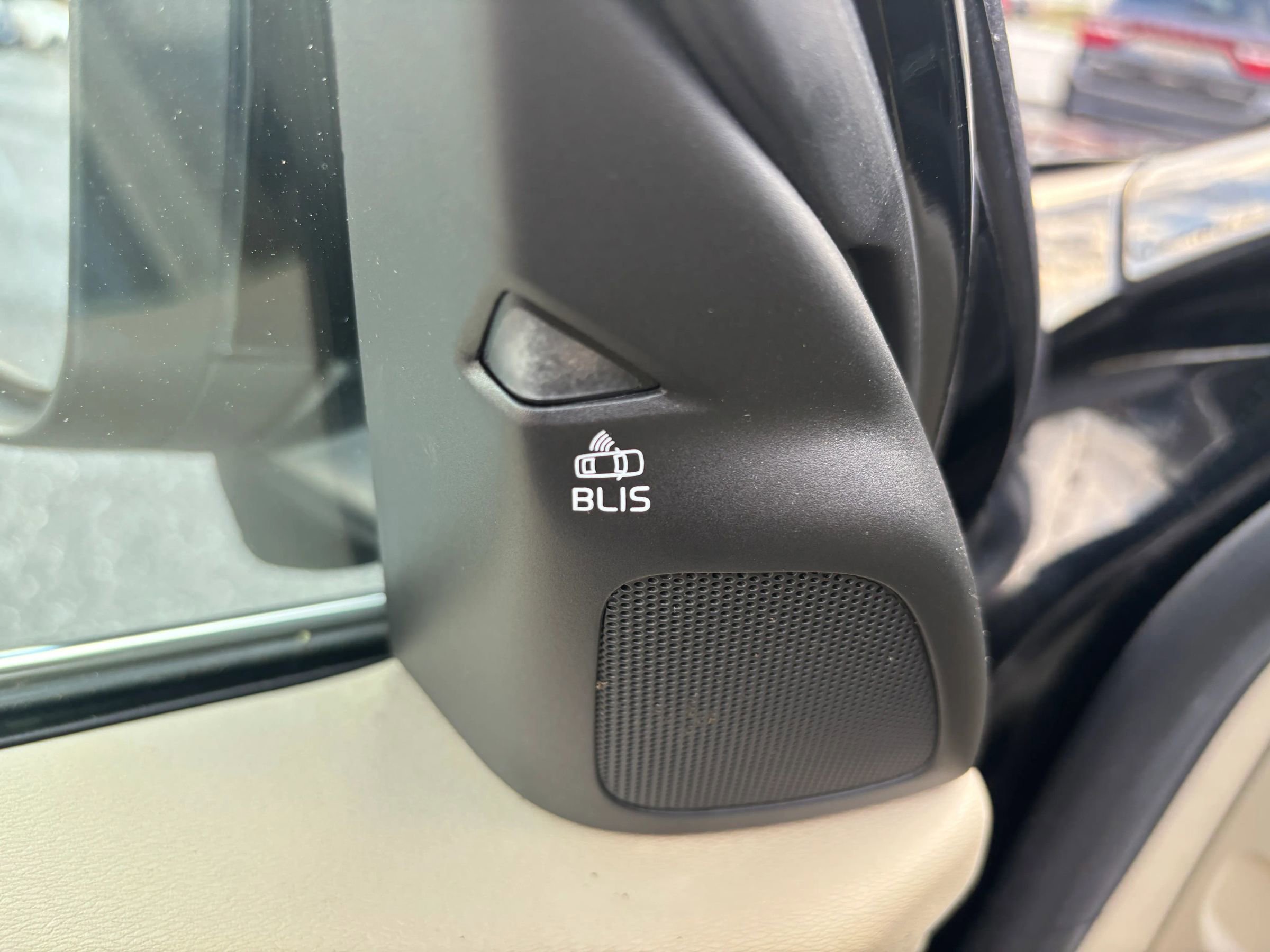 Used 2012 Volvo S60 T5 image 30