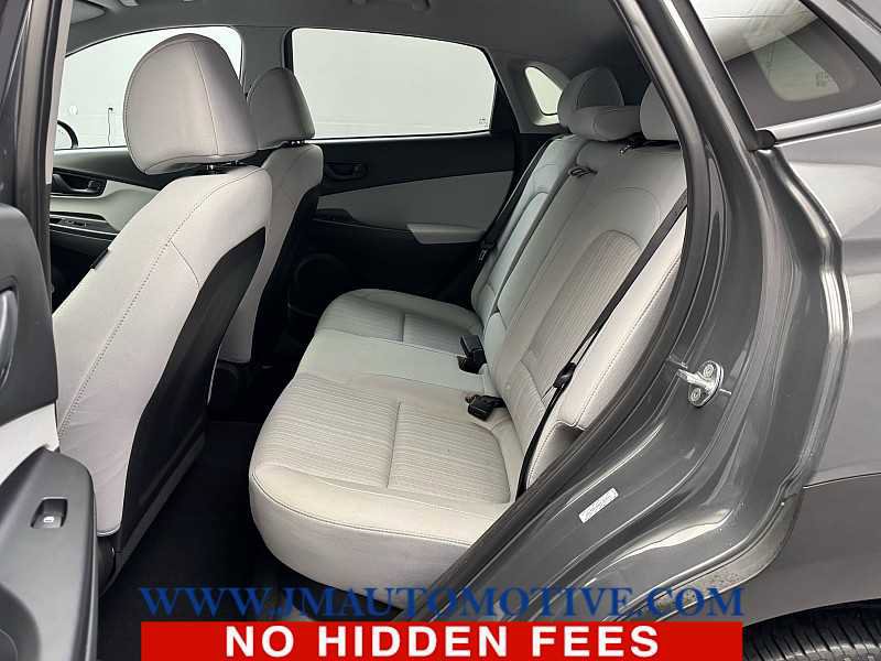 Used 2023 Hyundai Kona SEL image 14