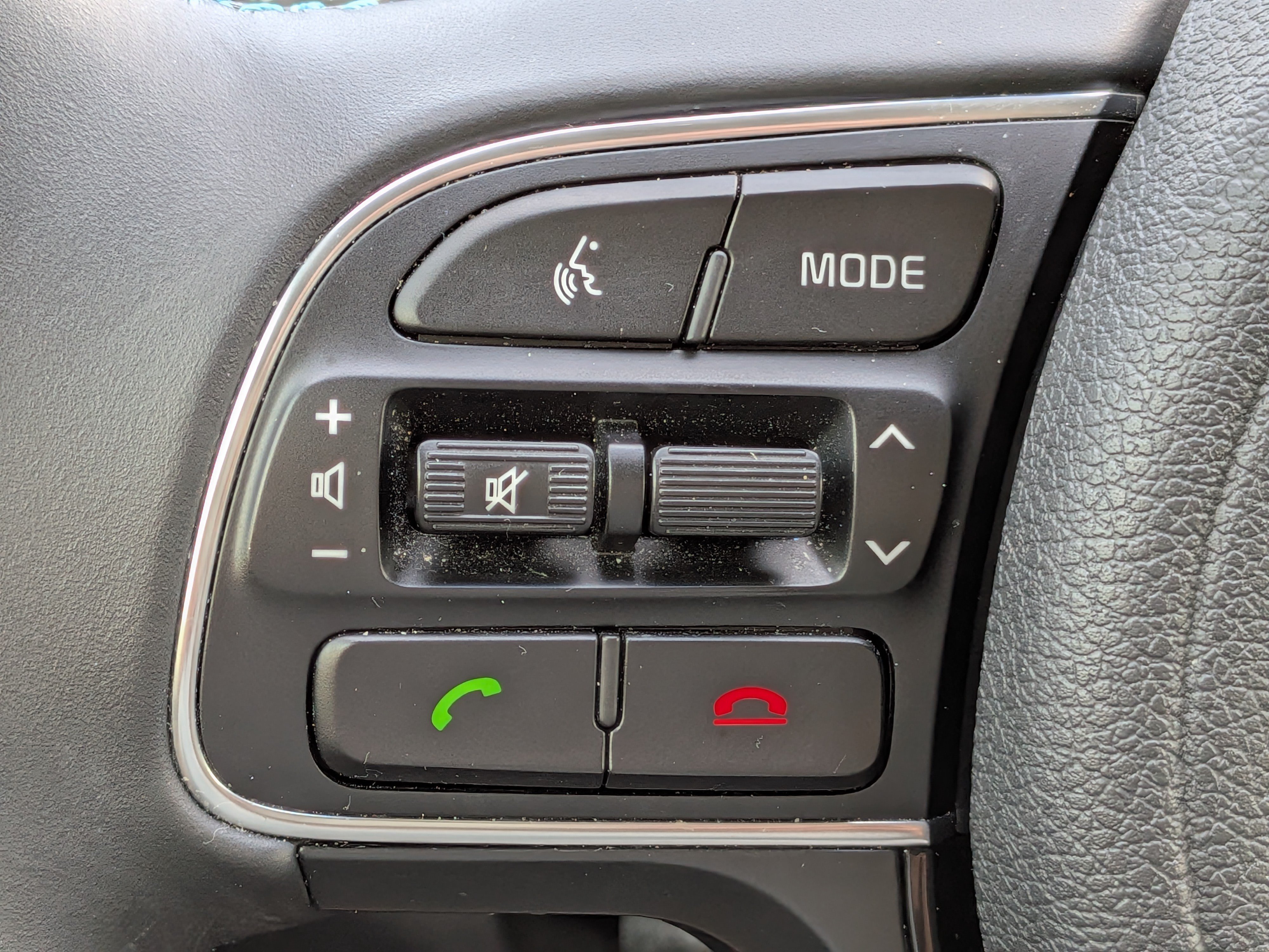 Used 2019 Kia Niro Touring w/ Paint Protection Film Package FWD image 26