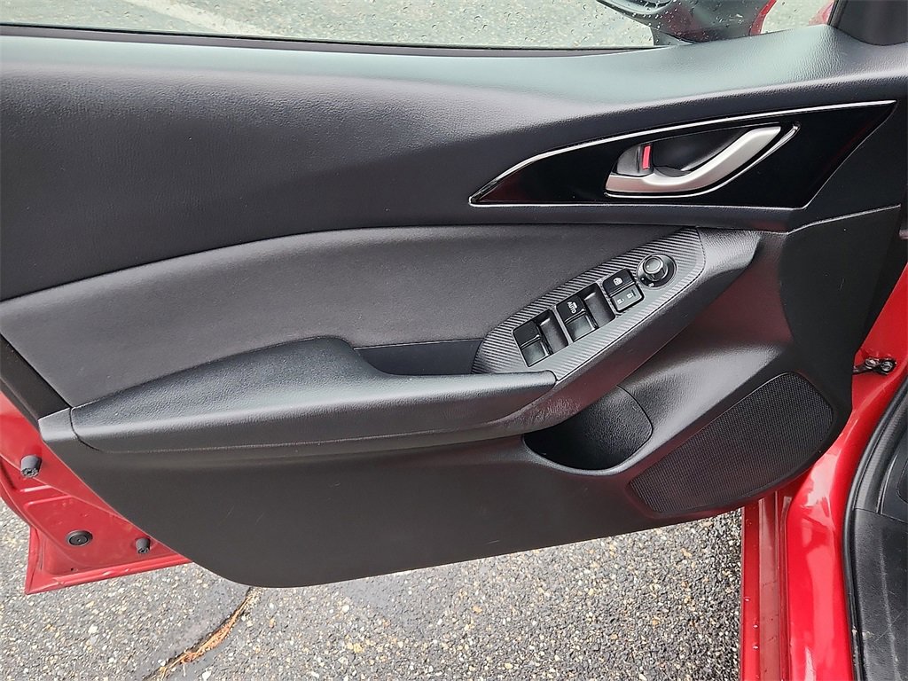 Used 2014 MAZDA MAZDA3 i Touring image 12