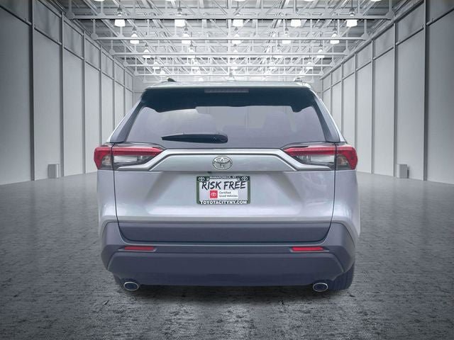Certified 2021 Toyota RAV4 XLE AWD/4WD image 9