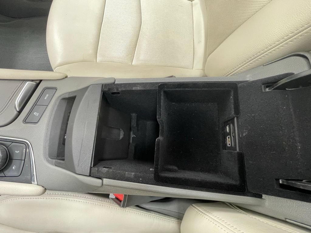 Used 2022 Cadillac XT5 Premium Luxury AWD/4WD image 19