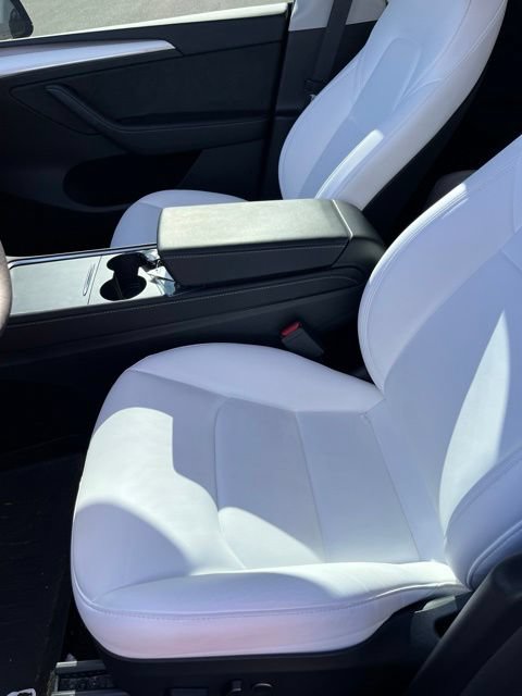 Used 2024 Tesla Model Y Long Range AWD/4WD image 12
