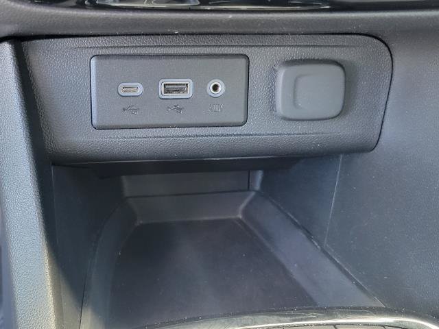 Used 2023 Buick Encore GX Preferred w/ Cold Weather Comfort Package FWD image 20