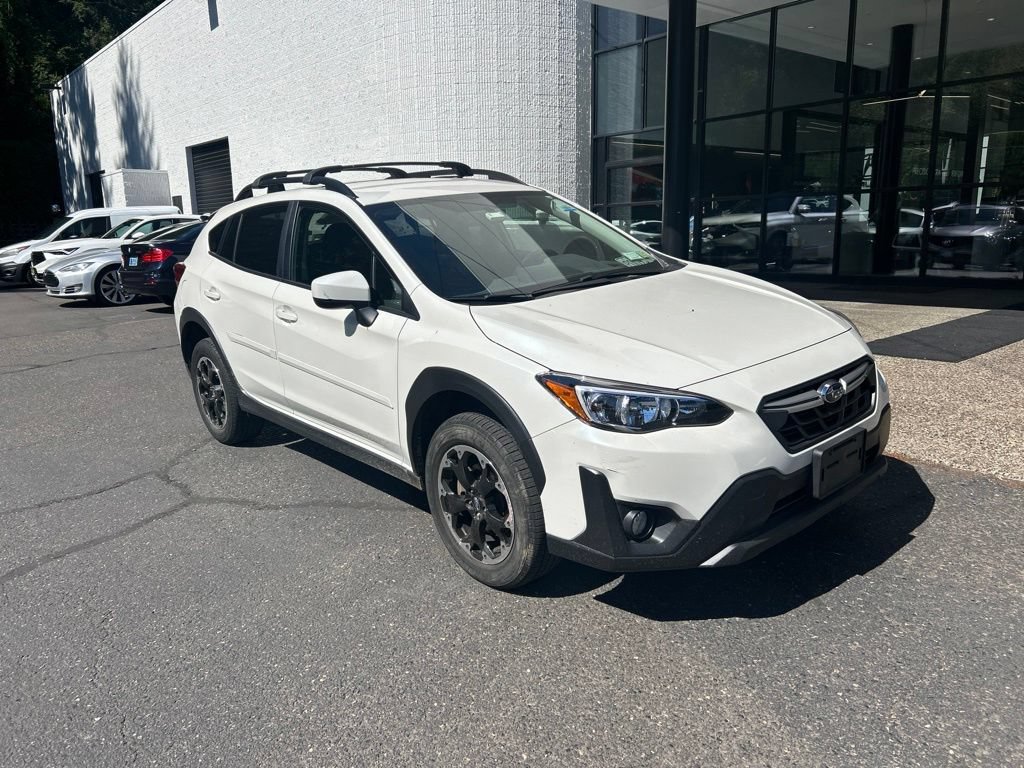 Used 2021 Subaru Crosstrek 2.0i Premium AWD/4WD image 2