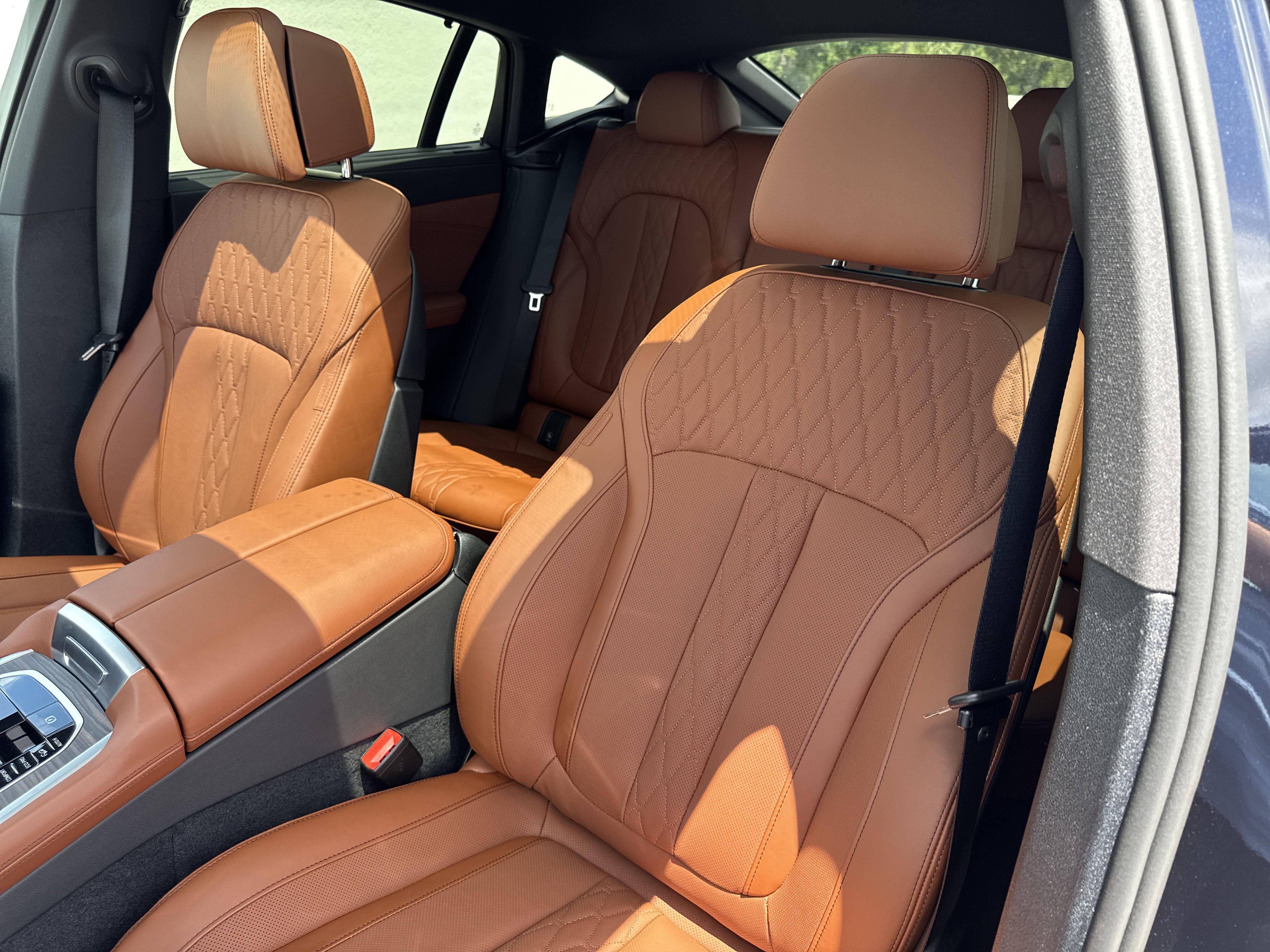 New 2027 BMW X6 xDrive40i w/ Executive Package AWD/4WD image 24