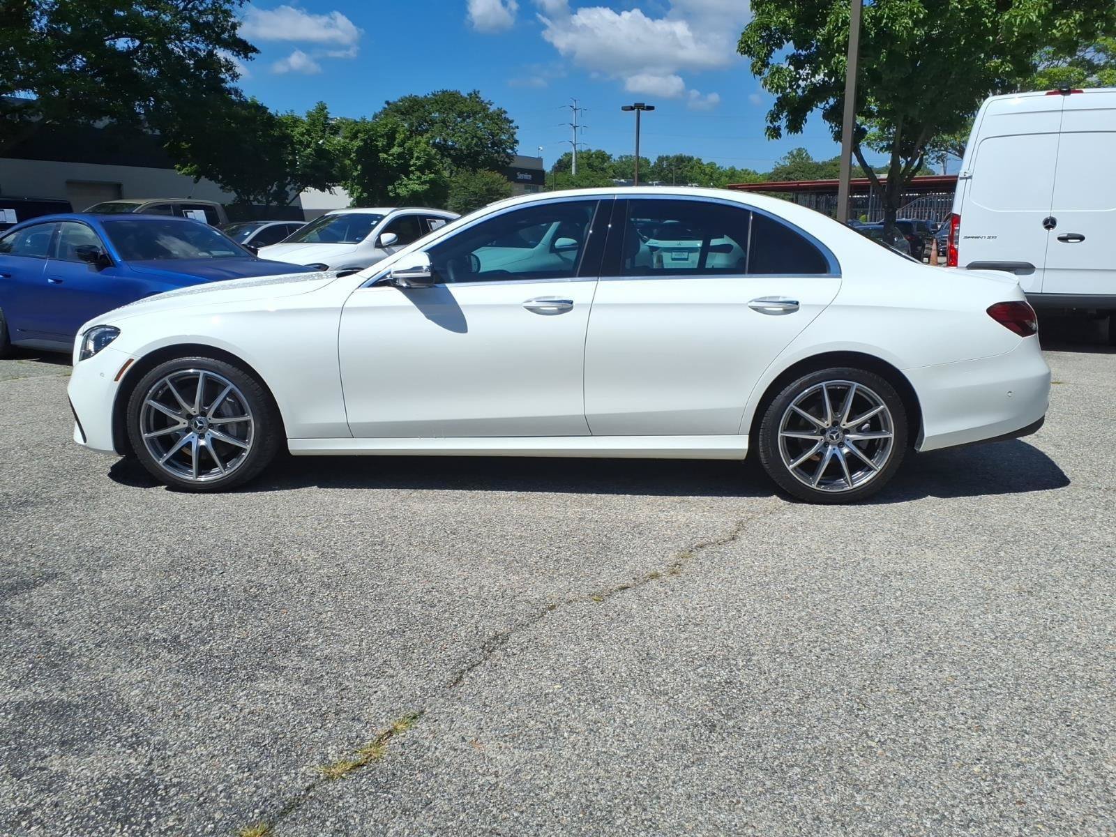 Used 2023 Mercedes-Benz E 350 4MATIC Sedan image 9