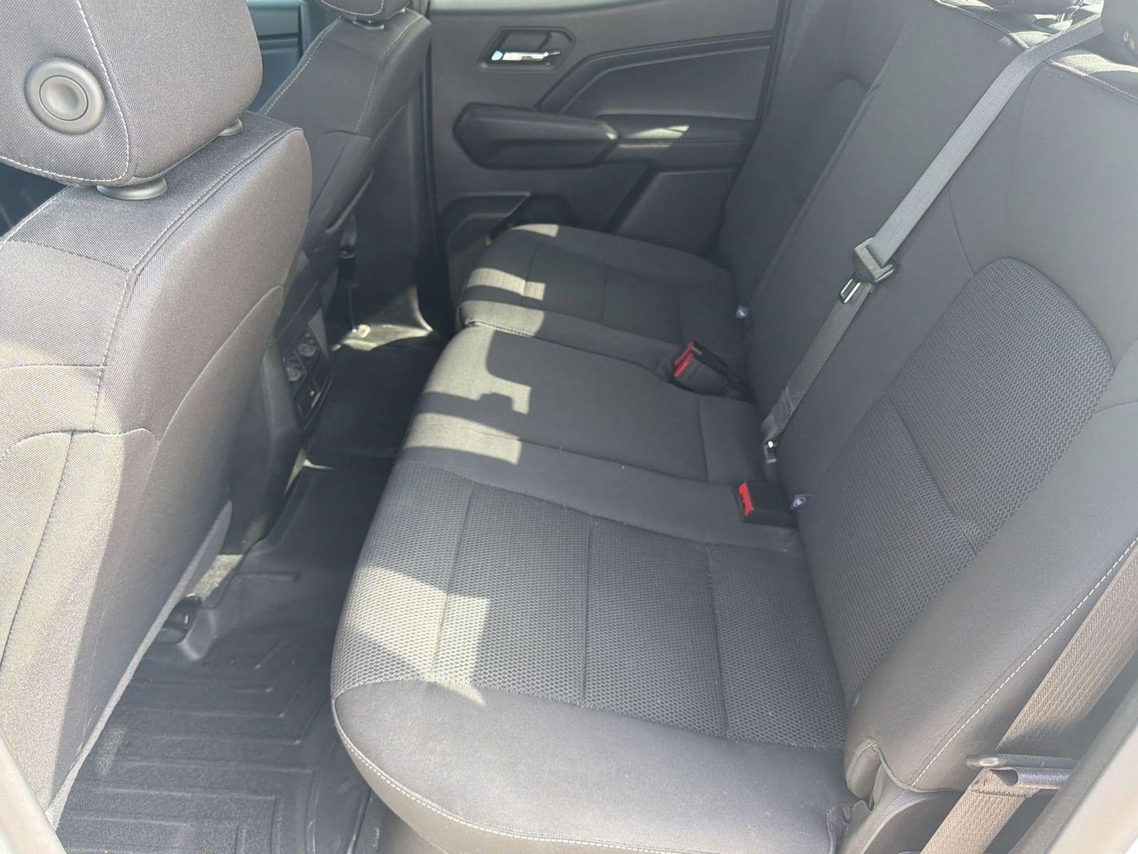 Used 2024 Chevrolet Colorado LT w/ LT Convenience Package II AWD/4WD image 14