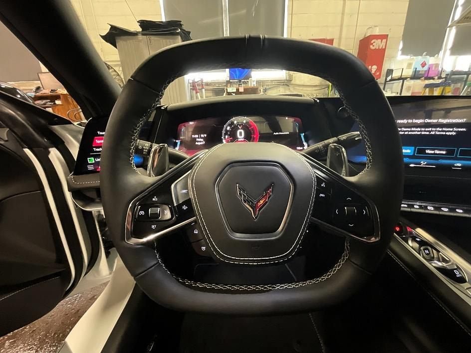 New 2027 Chevrolet Corvette Stingray Convertible w/ 1LT RWD image 19