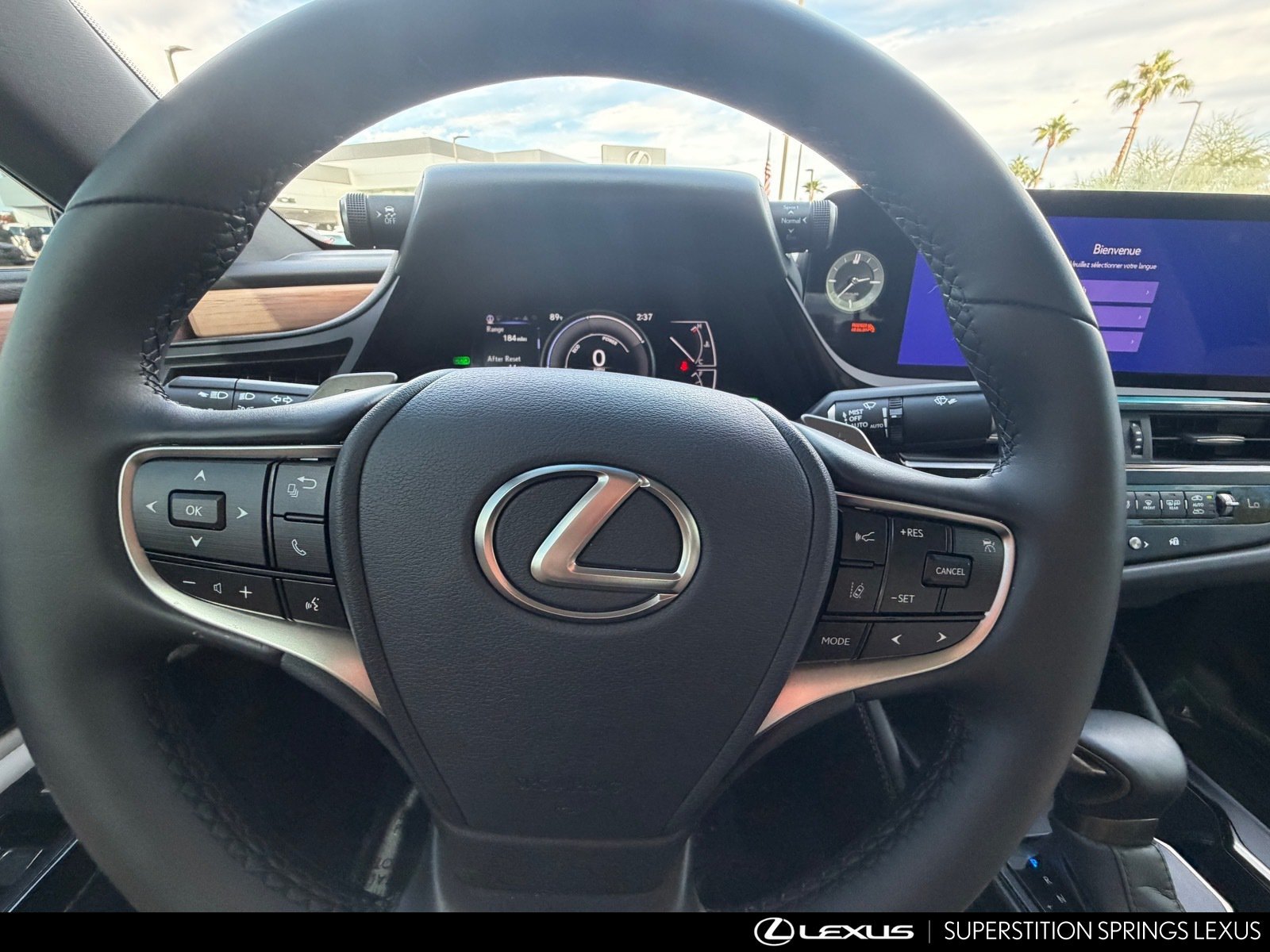 Certified 2025 Lexus ES 300h w/ Premium Package FWD image 25