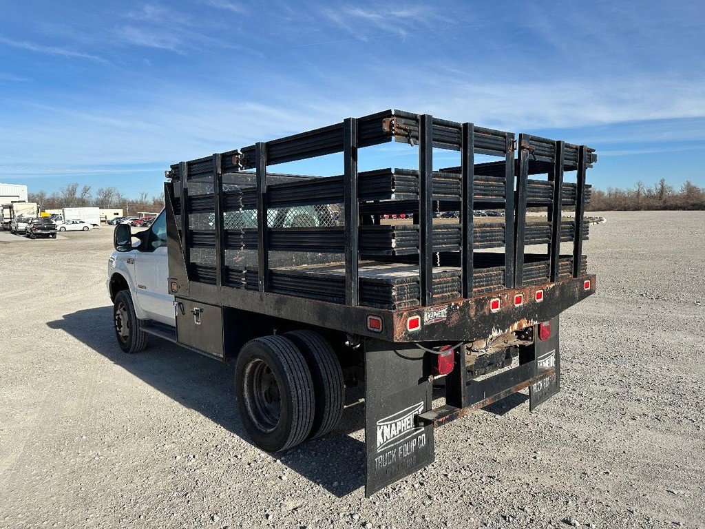 Used 2004 Ford F450 XL image 5